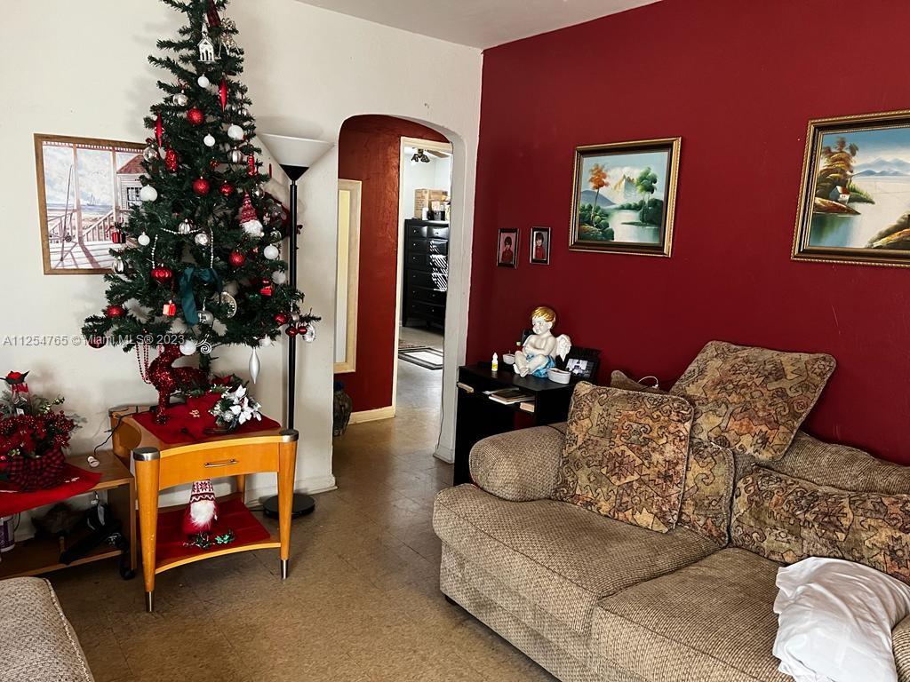 See details / 1478 sq. ft. $ 2022-10-20 0 Photo