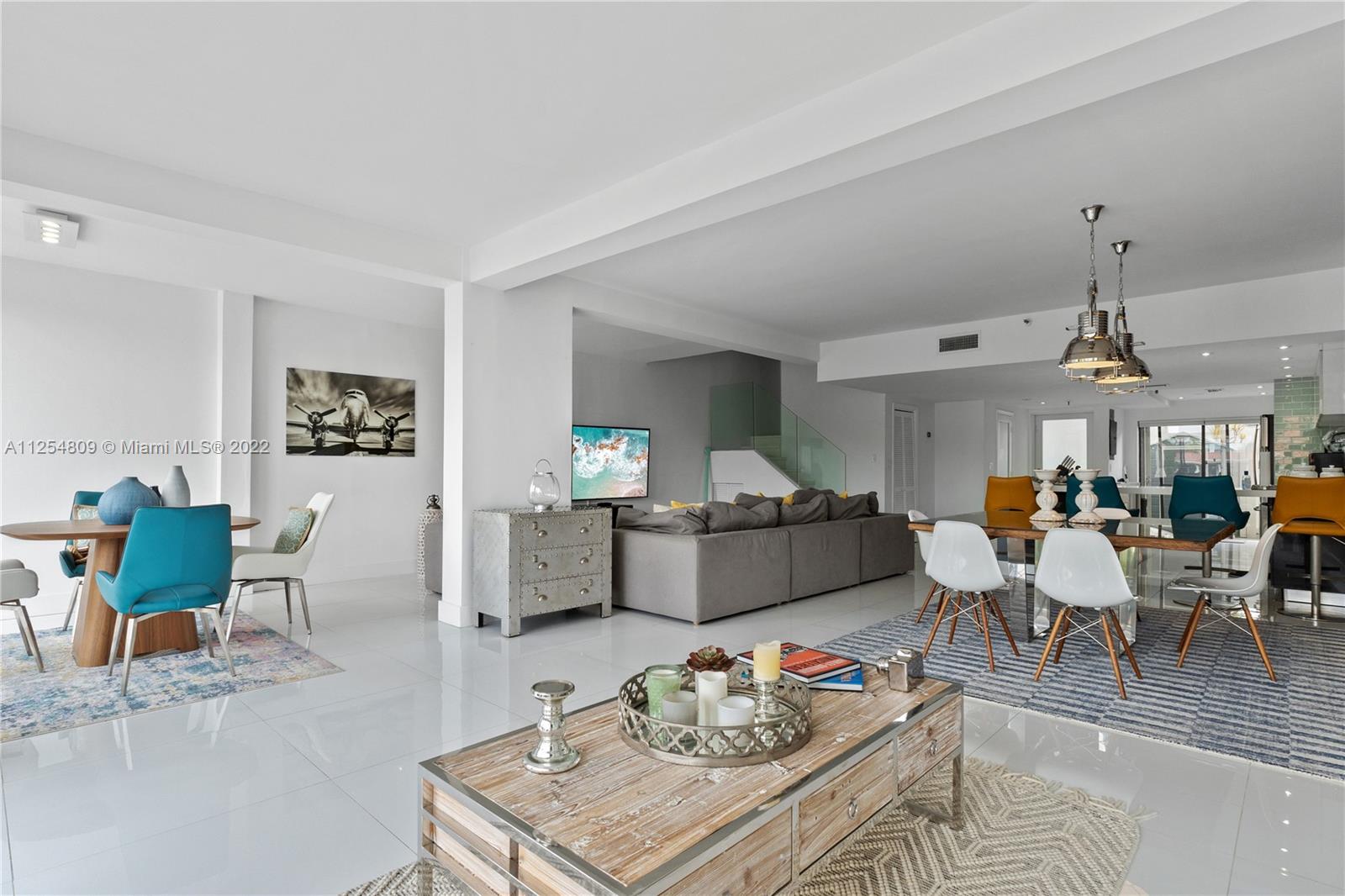 Photo of 387 Poinciana Dr (387), Sunny Isles Beach, Florida, 33160 -