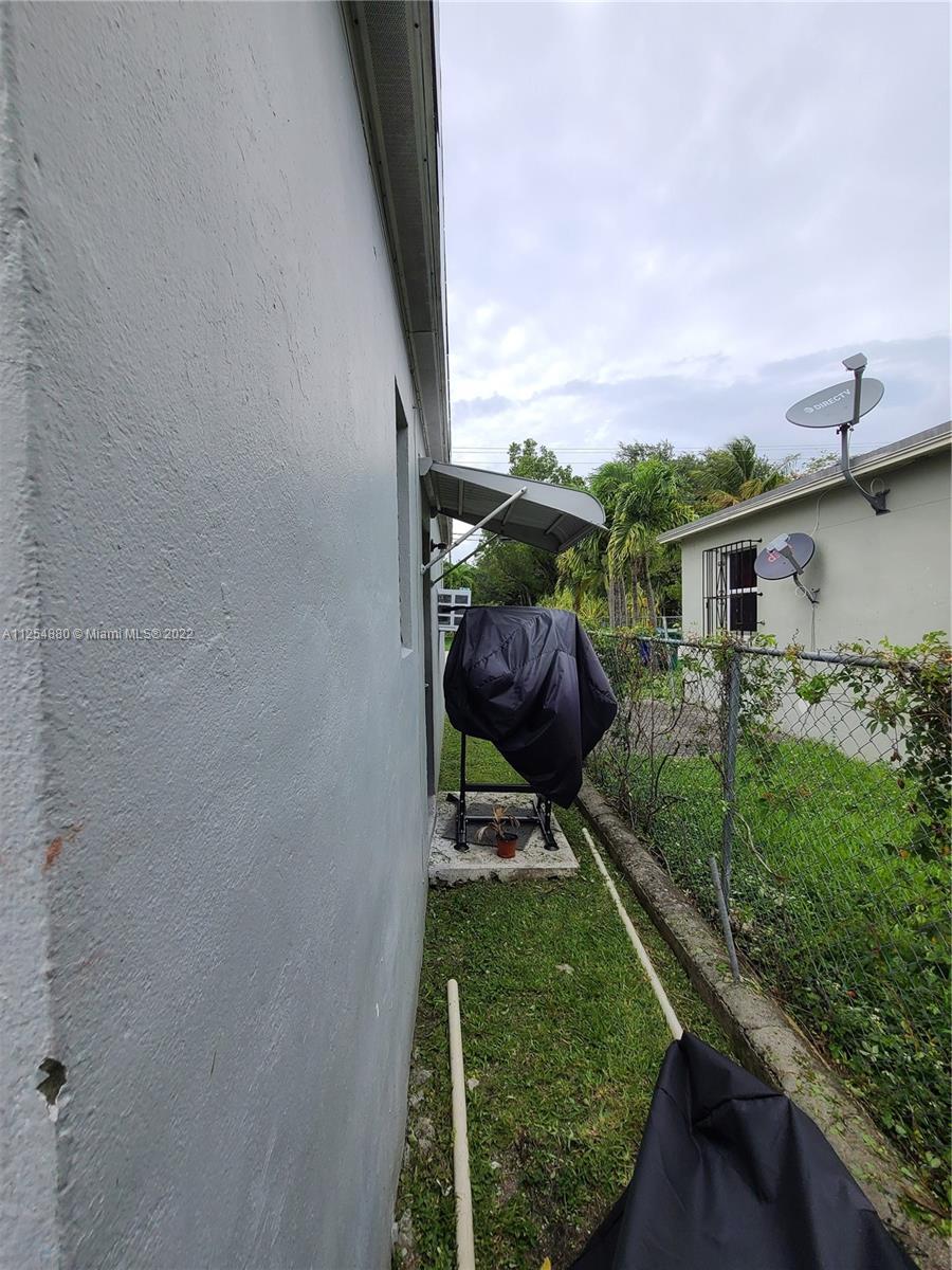 See details / 3177 sq. ft. $ 2022-11-07 0 Photo