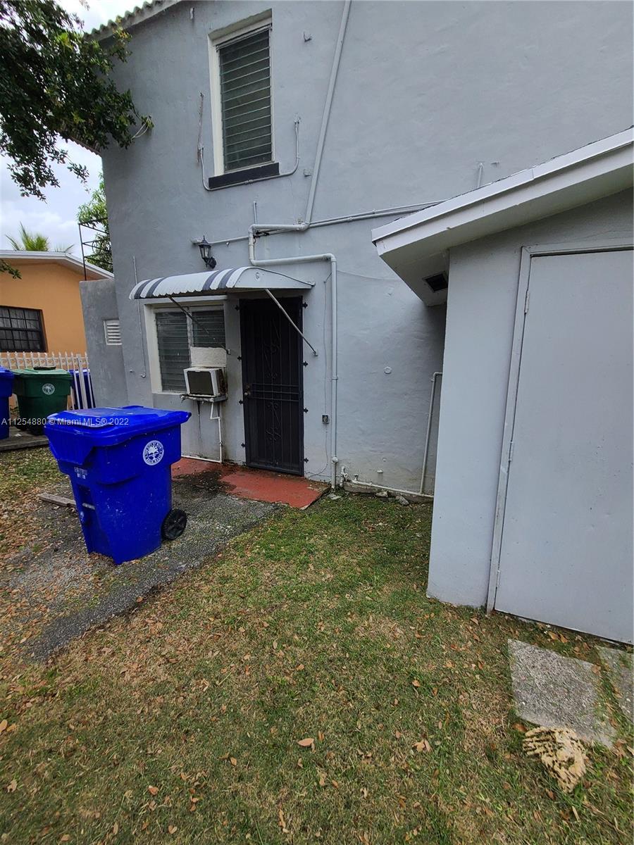 See details / 3177 sq. ft. $ 2022-11-07 0 Photo