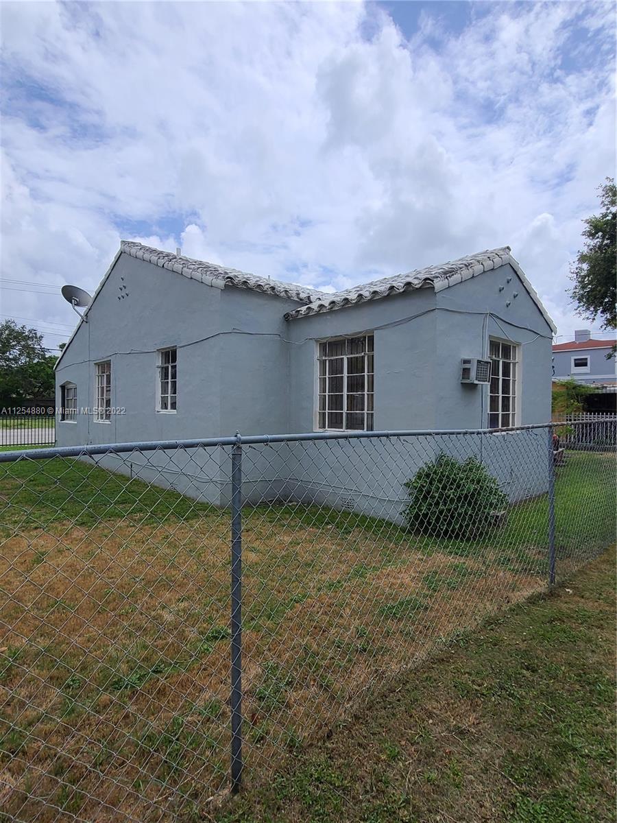 See details / 3177 sq. ft. $ 2022-11-07 0 Photo