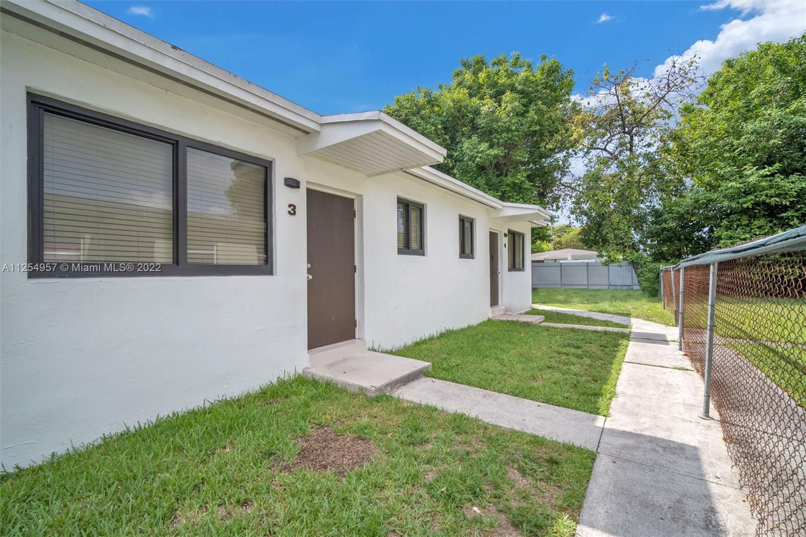 See details / 2074 sq. ft. $ 2022-08-10 0 Photo