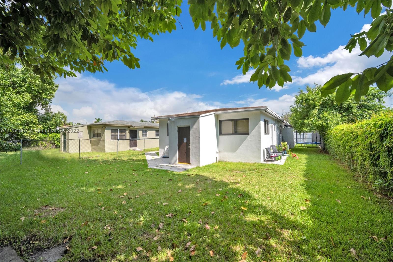 See details / 2074 sq. ft. $ 2022-08-10 0 Photo