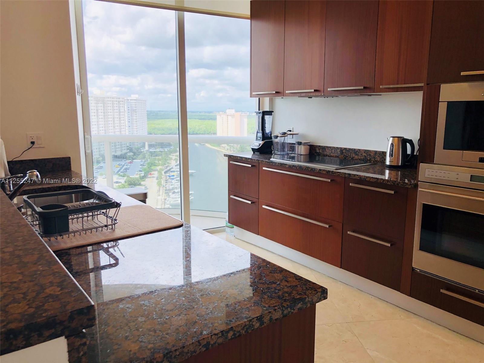 See details 1505 2 / 2 1463 sq. ft. $ 2022-08-11 0 Photo