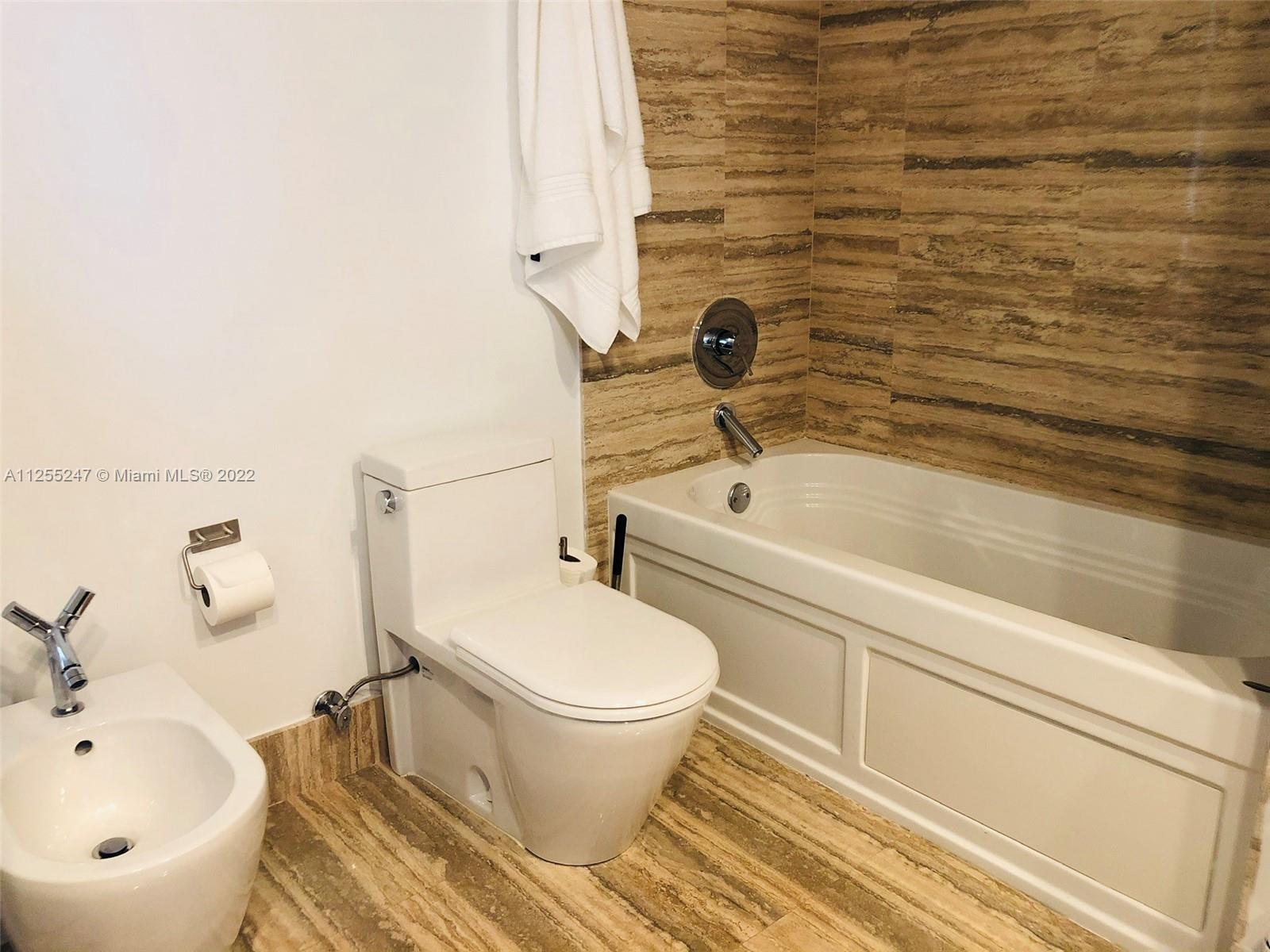 See details 1505 2 / 2 1463 sq. ft. $ 2022-08-11 0 Photo