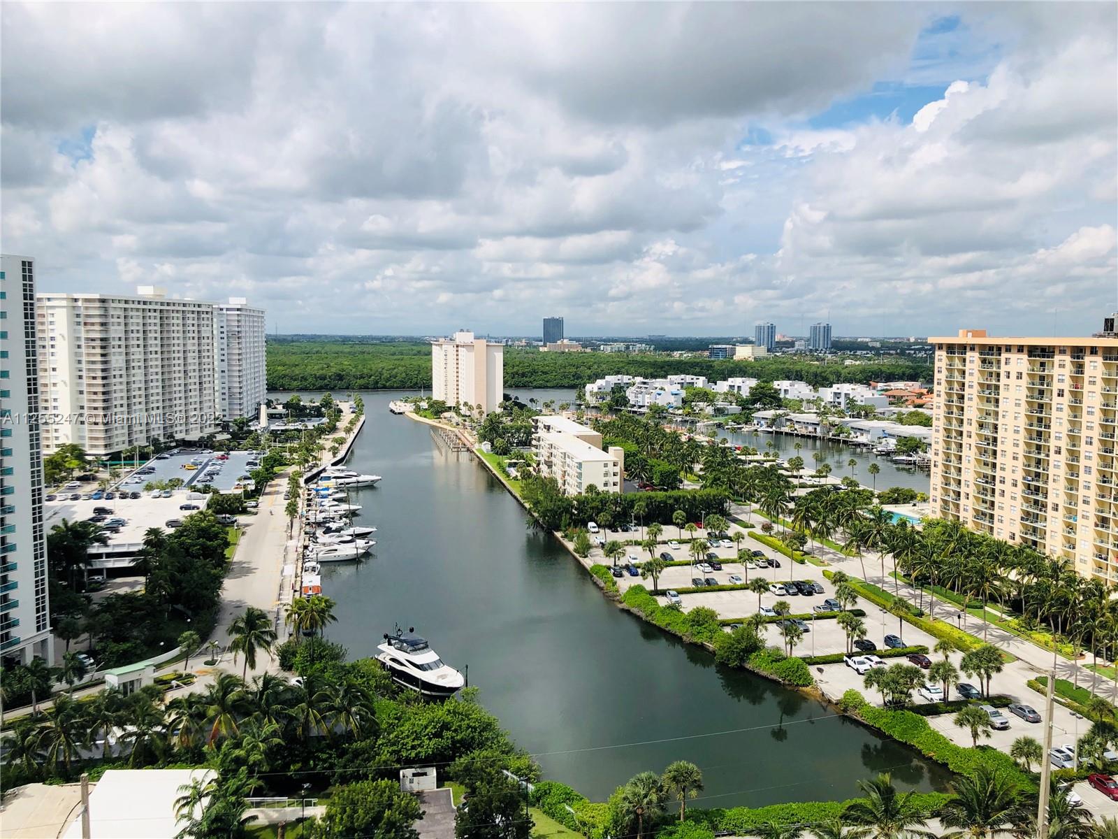 See details 1505 2 / 2 1463 sq. ft. $ 2022-08-11 0 Photo