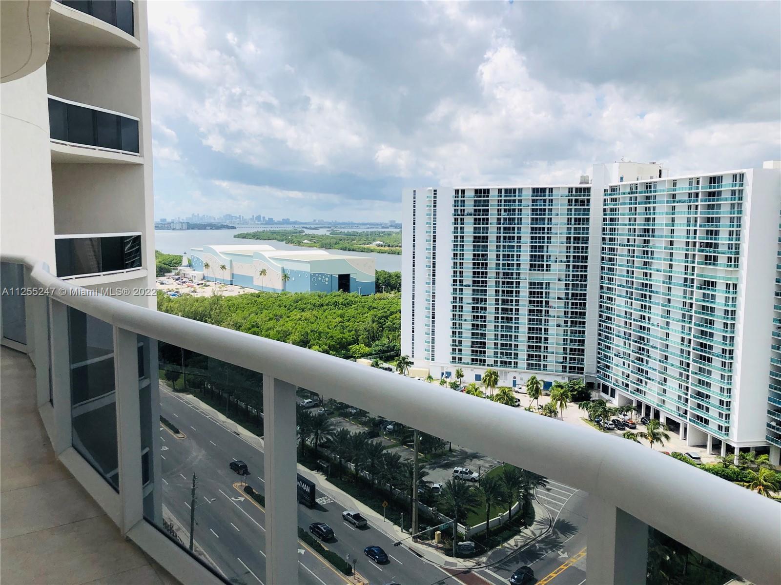 See details 1505 2 / 2 1463 sq. ft. $ 2022-08-11 0 Photo