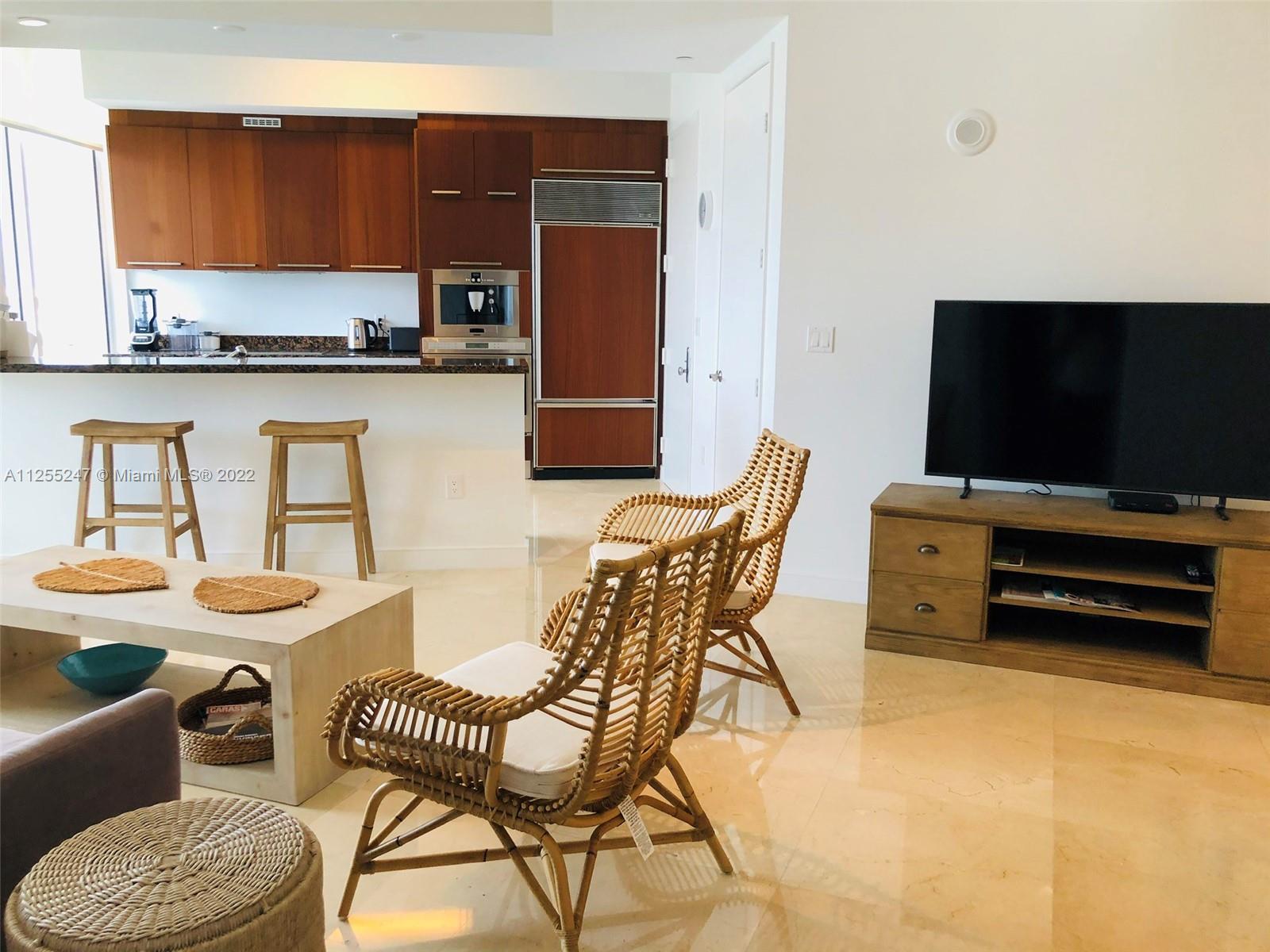 See details 1505 2 / 2 1463 sq. ft. $ 2022-08-11 0 Photo