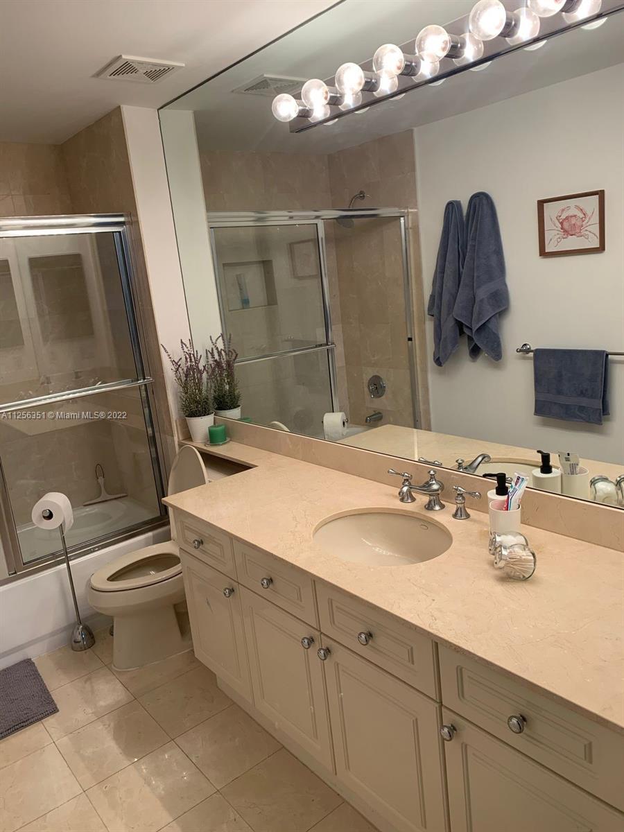 Photo of 6051 Ocean Dr #503, Hollywood, Florida, 33019 -