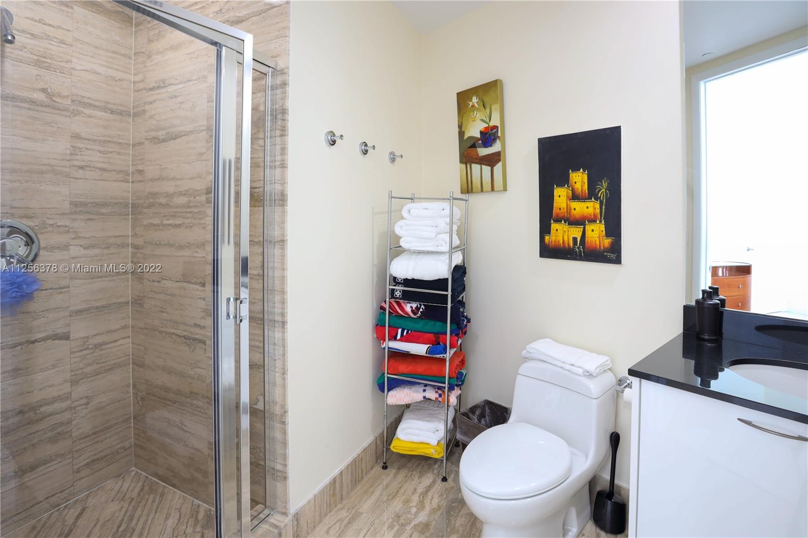 Ver detalles 2606 3 / 4 2327 sq. ft. $ 2022-08-13 0 foto