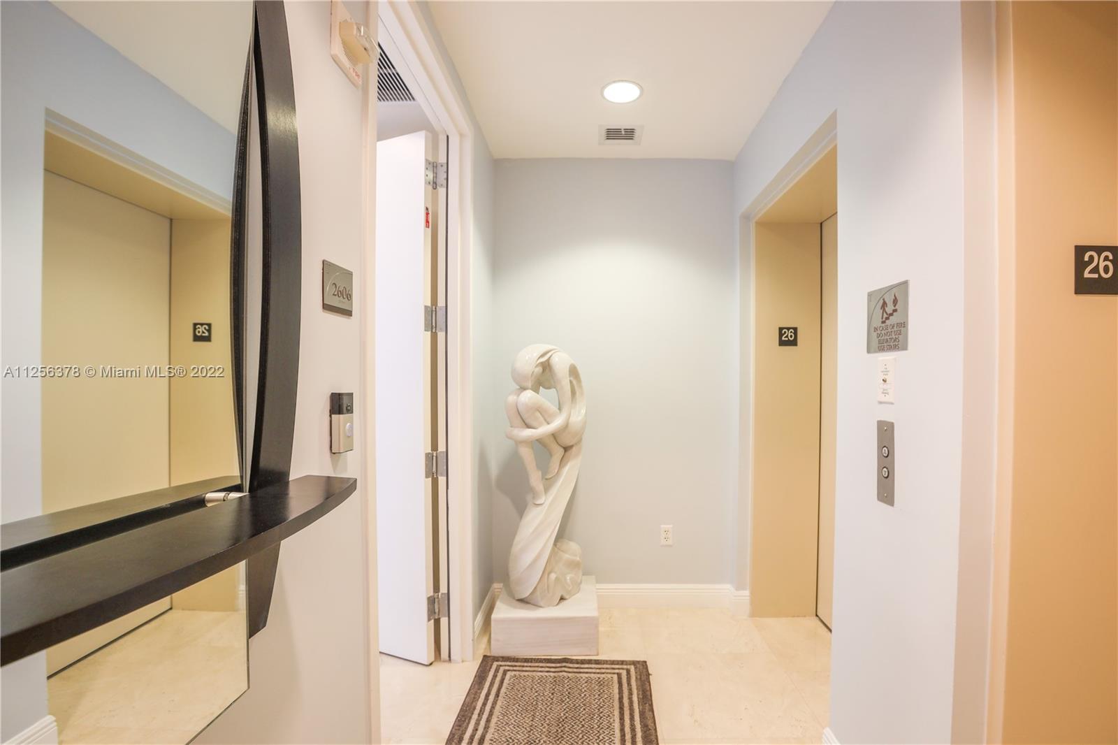 Ver detalles 2606 3 / 4 2327 sq. ft. $ 2022-08-13 0 foto