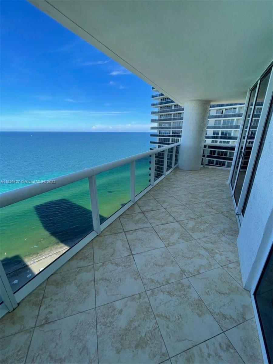 Ver detalles 3004 3 / 4 2078 sq. ft. $ 2022-08-13 0 foto