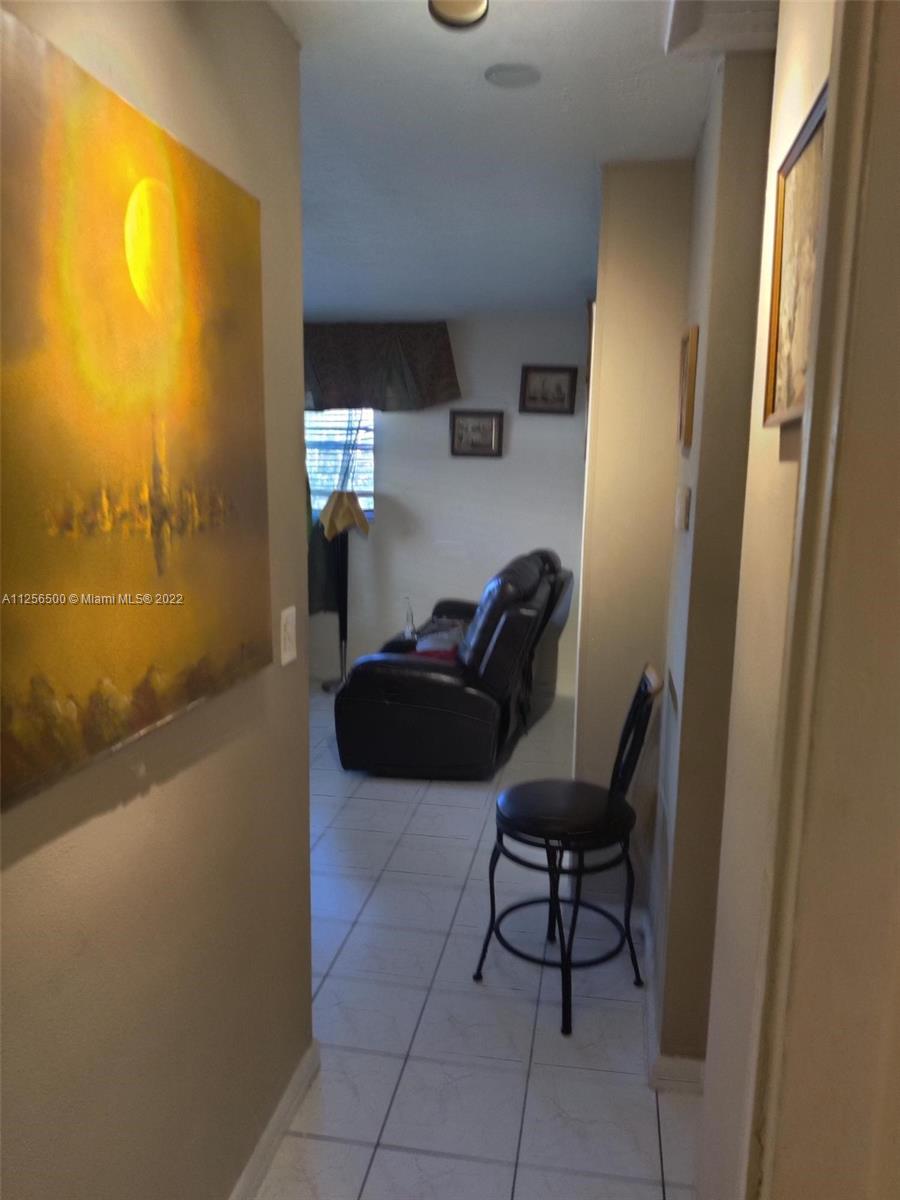 See details / 2100 sq. ft. $ 2022-12-08 0 Photo