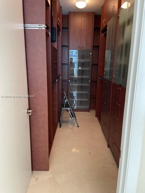 See details 3607 3 / 3 2106 sq. ft. $ 2022-11-28 0 Photo