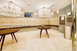 See details 3607 3 / 3 2106 sq. ft. $ 2022-11-28 0 Photo