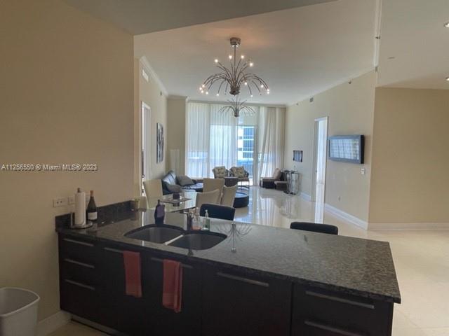 See details 3607 3 / 3 2106 sq. ft. $ 2022-11-28 0 Photo