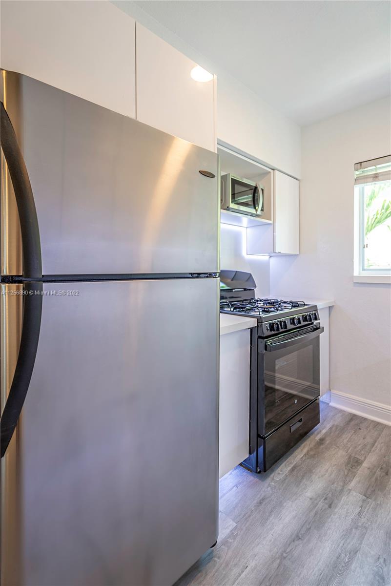 See details 1-20 / sq. ft. $ 2022-08-15 0 Photo