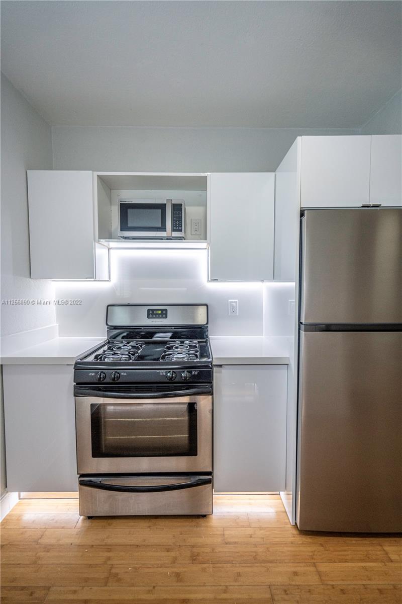 See details 1-20 / sq. ft. $ 2022-08-15 0 Photo