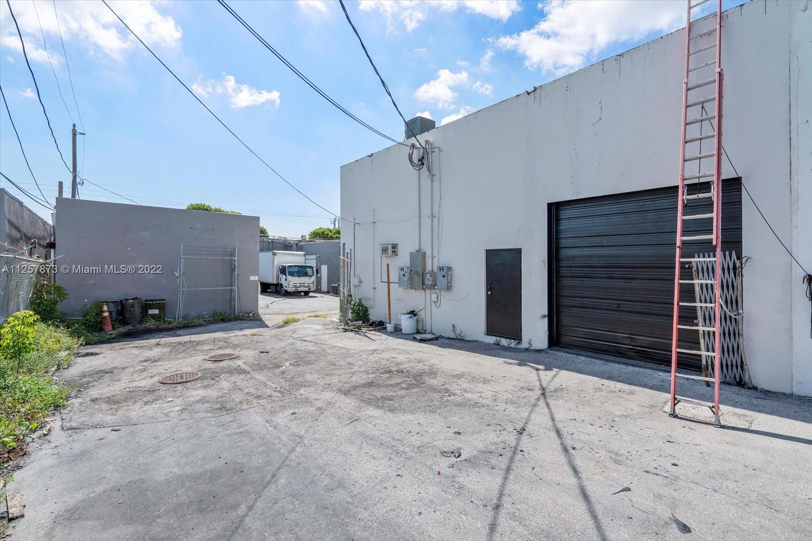See details #0 / sq. ft. $ 2022-12-15 0 Photo