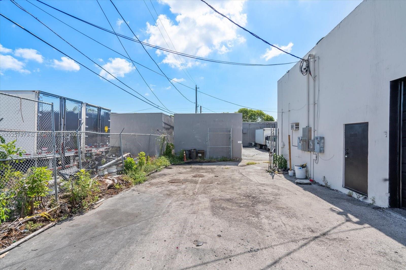 See details #0 / sq. ft. $ 2022-12-15 0 Photo