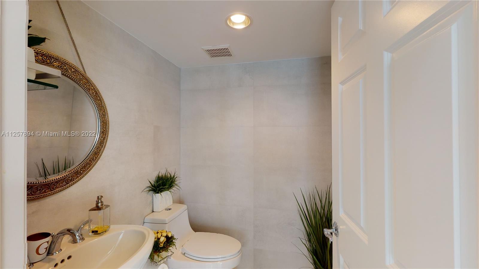 Photo of 20870 32nd Ave (20870), Aventura, Florida, 33180 -