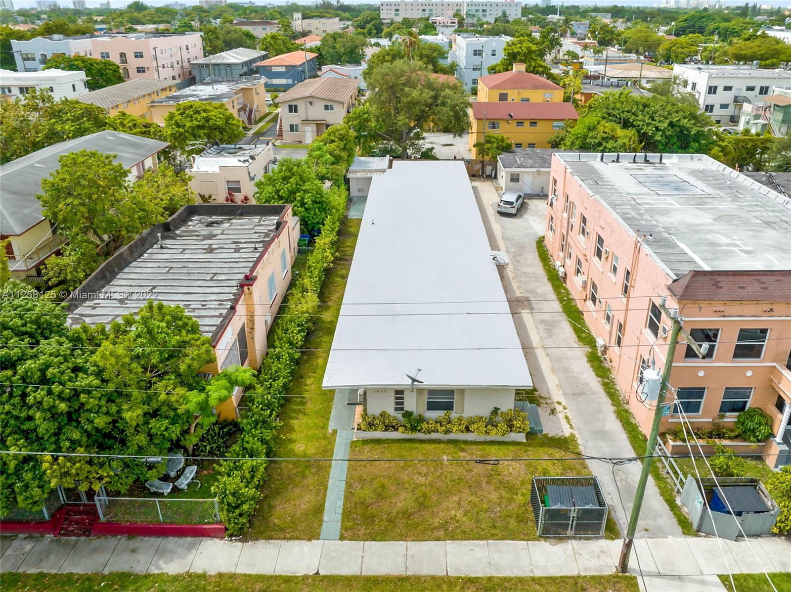 See details / sq. ft. $ 2022-08-17 0 Photo