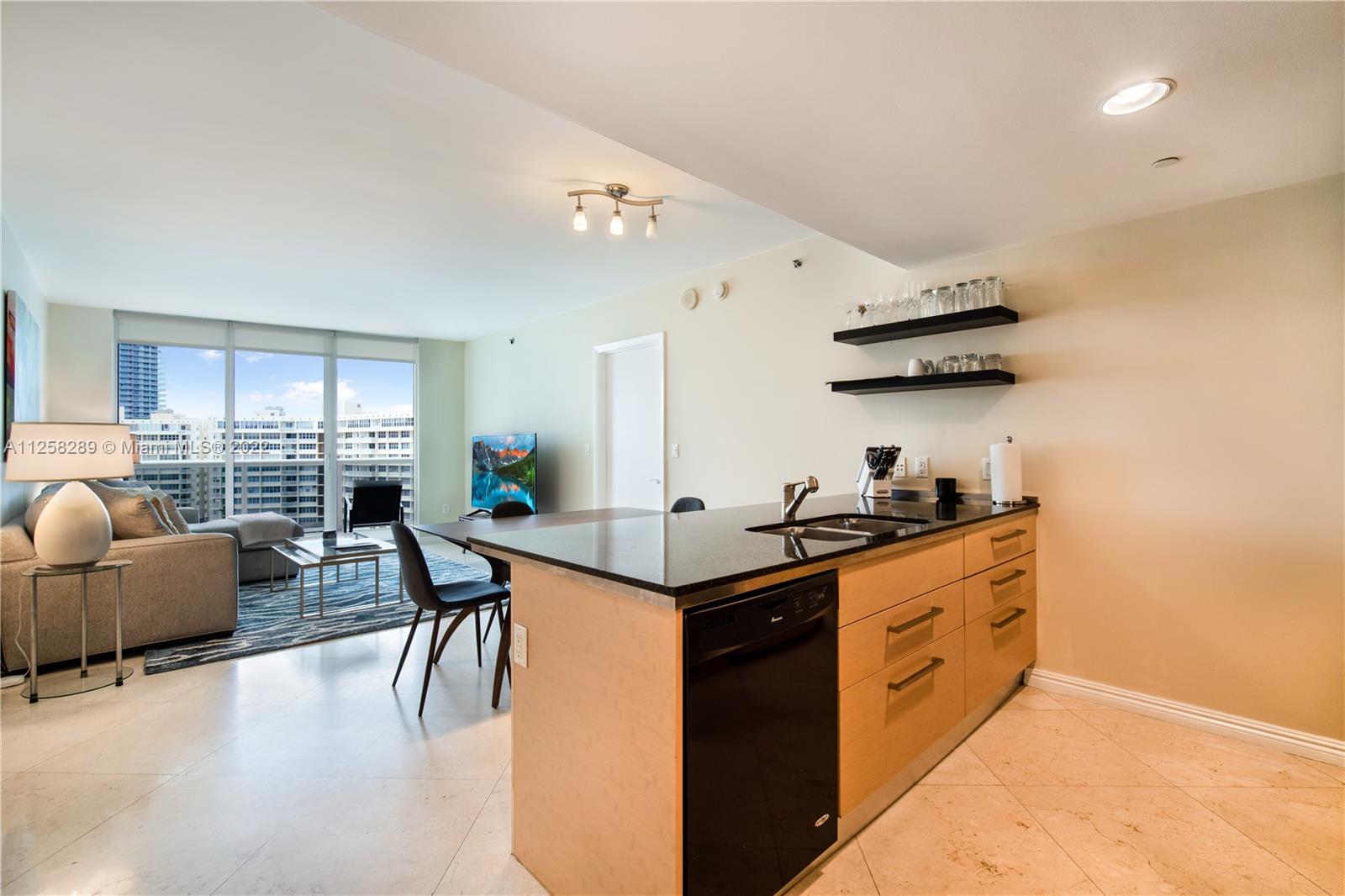 See details 809 2 / 1 1086 sq. ft. $ 2022-11-14 0 Photo