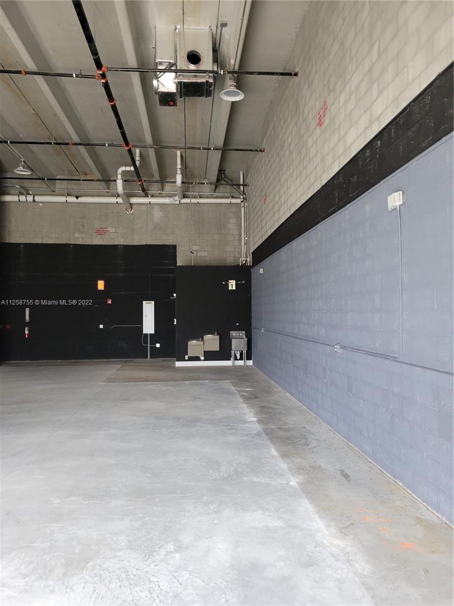 See details 07 / sq. ft. $ 2022-10-17 0 Photo