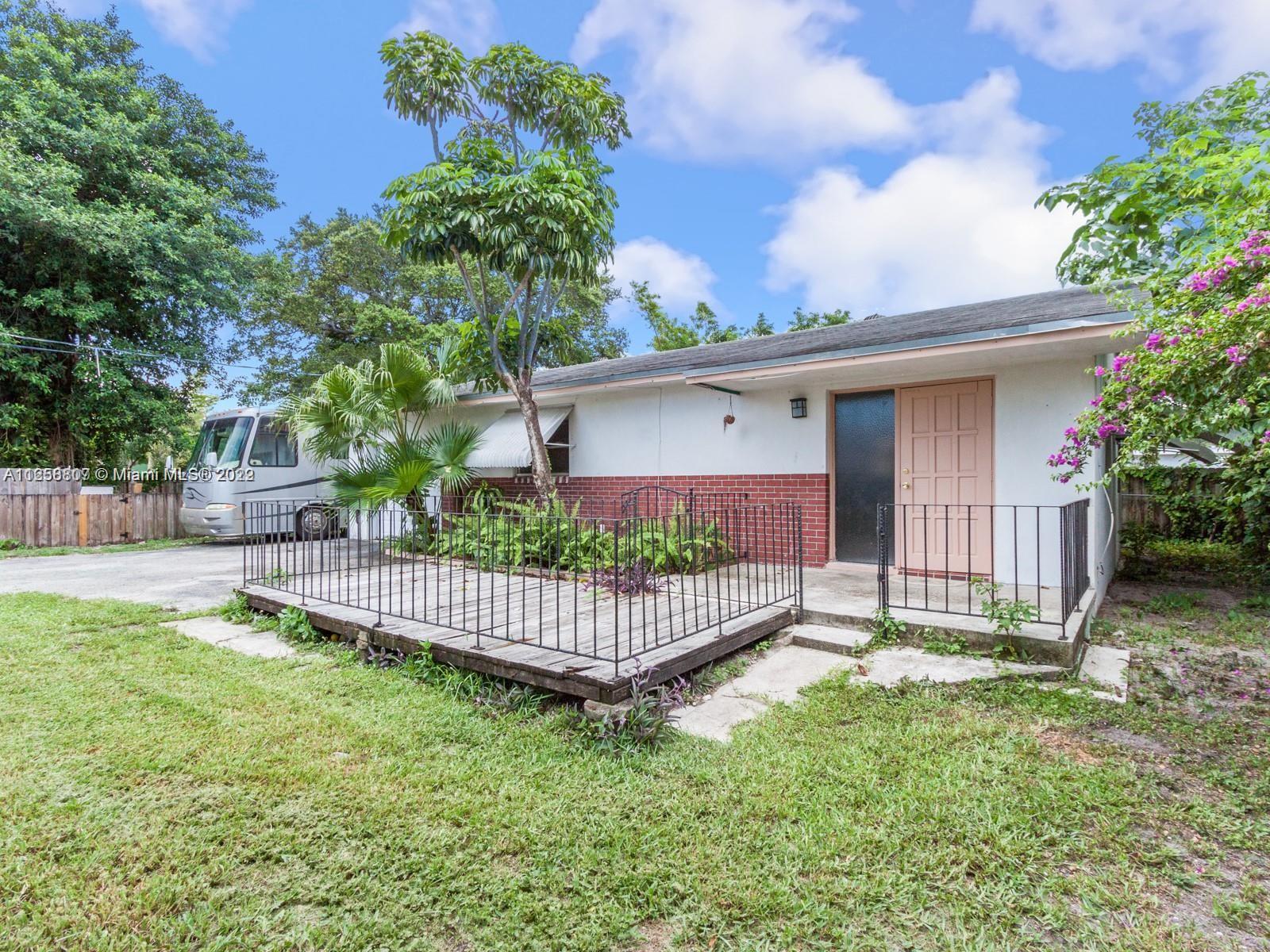 See details / 2751 sq. ft. $ 2022-10-13 0 Photo
