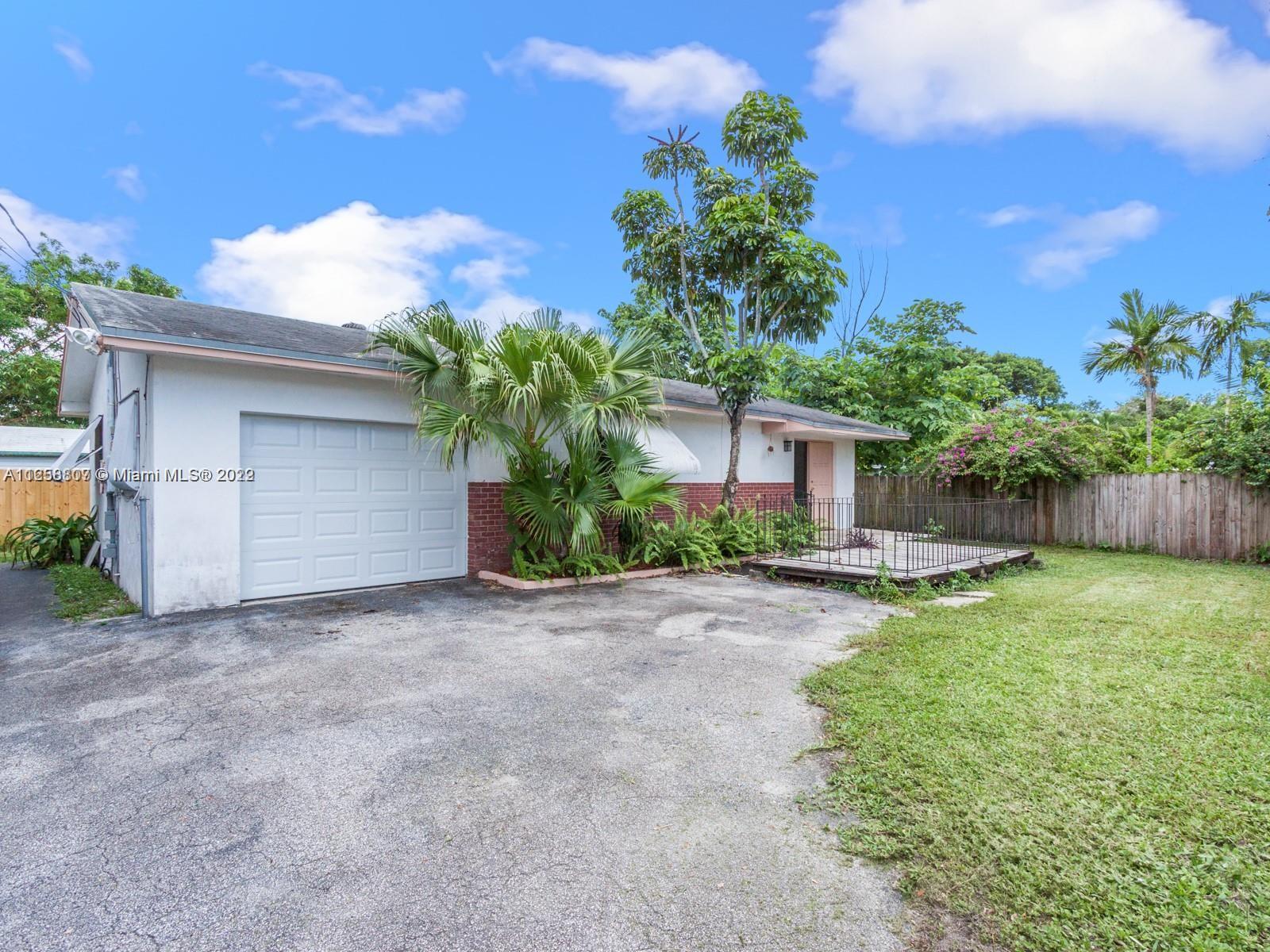 See details / 2751 sq. ft. $ 2022-10-13 0 Photo