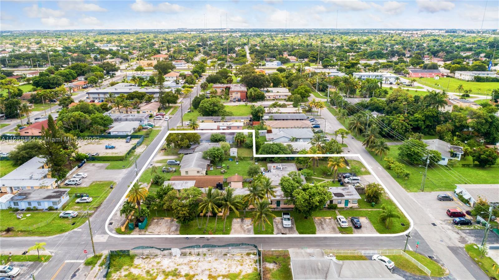See details / sq. ft. $ 2022-08-18 0 Photo