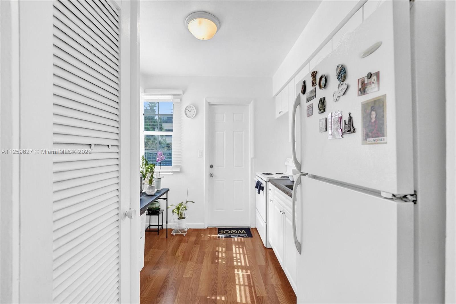 See details / 3039 sq. ft. $ 2022-08-19 0 Photo
