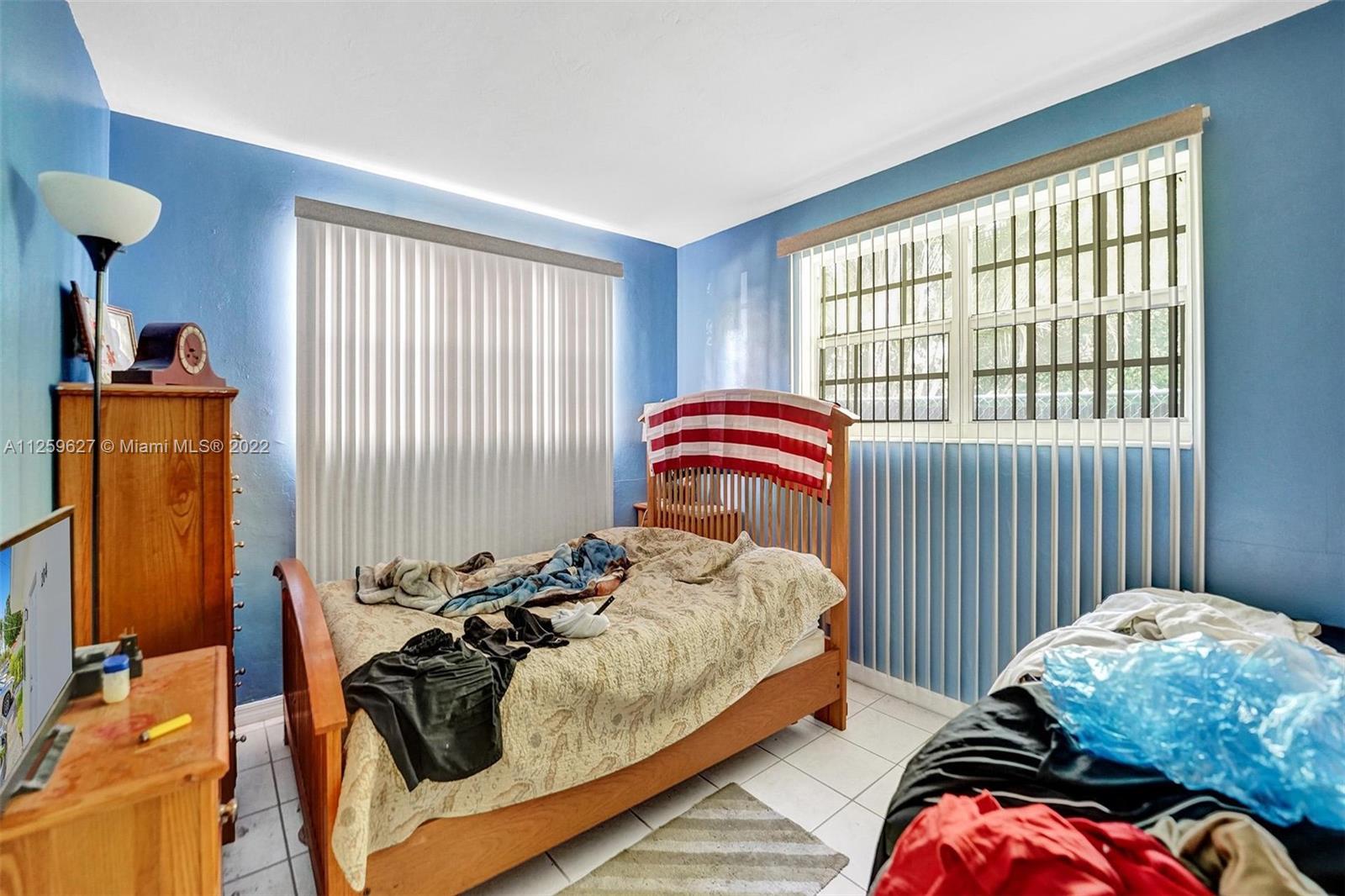 See details / 3039 sq. ft. $ 2022-08-19 0 Photo