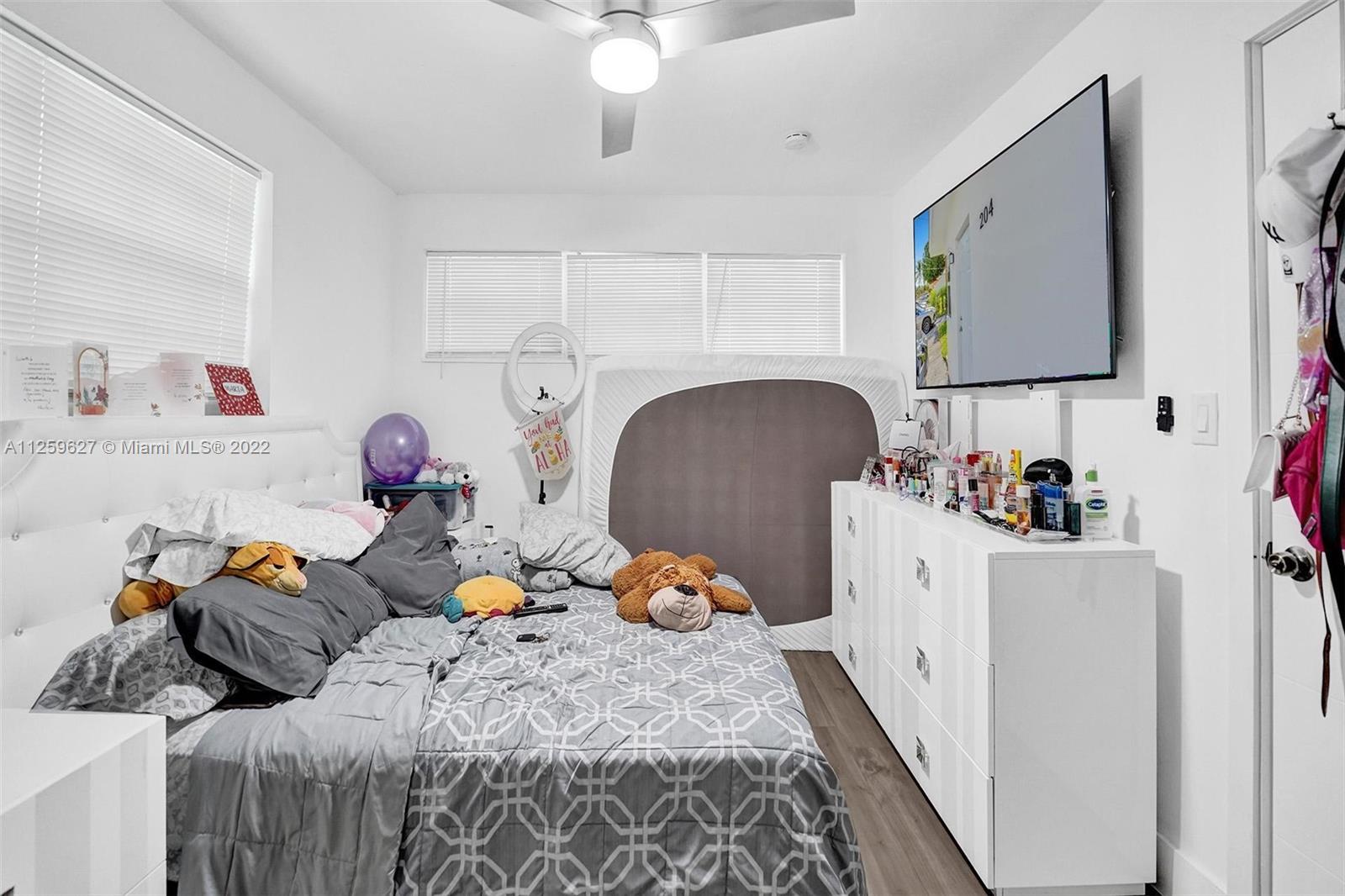 See details / 3039 sq. ft. $ 2022-08-19 0 Photo