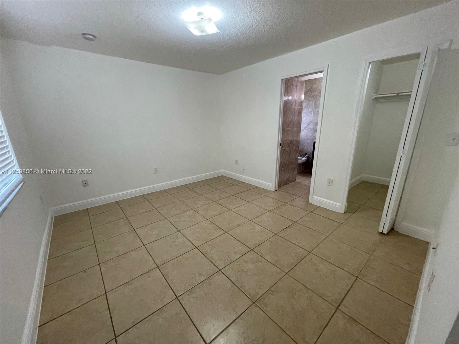 See details / 2800 sq. ft. $ 2023-01-10 0 Photo