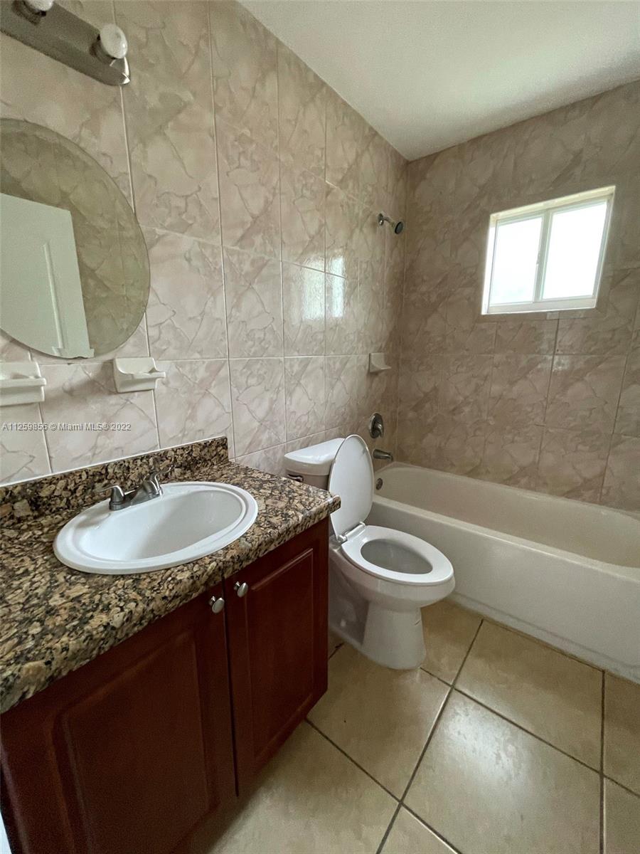 See details / 2800 sq. ft. $ 2023-01-10 0 Photo