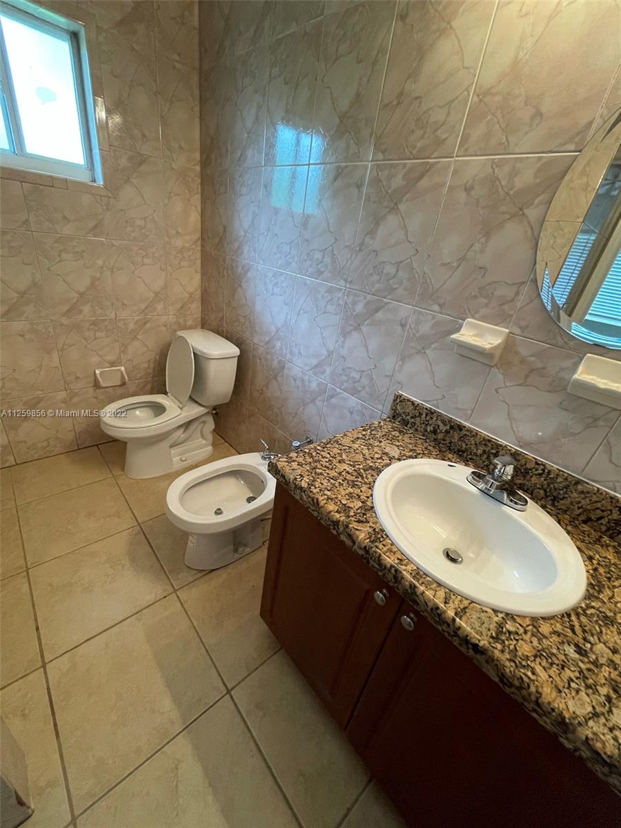 See details / 2800 sq. ft. $ 2023-01-10 0 Photo