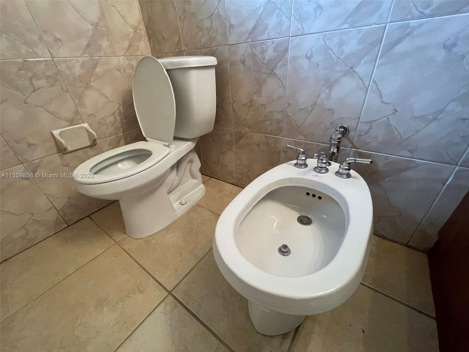 See details / 2800 sq. ft. $ 2023-01-10 0 Photo