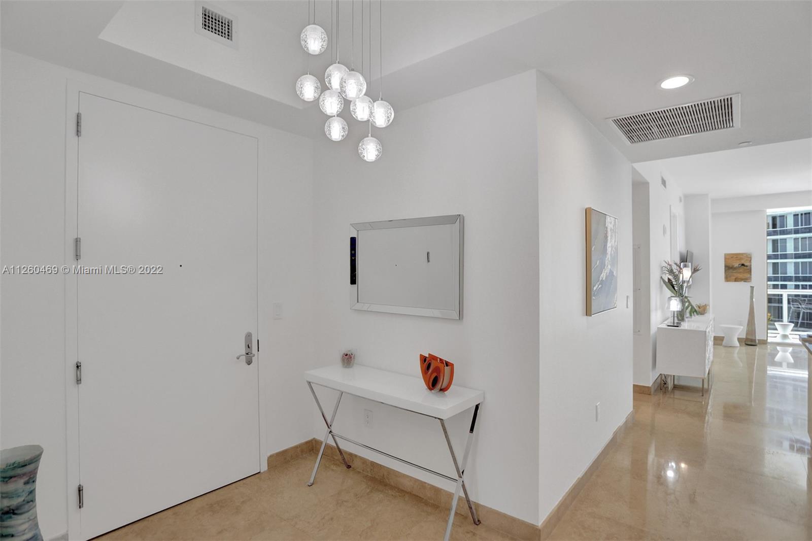 See details 3002 3 / 4 1979 sq. ft. $ 2022-08-22 0 Photo