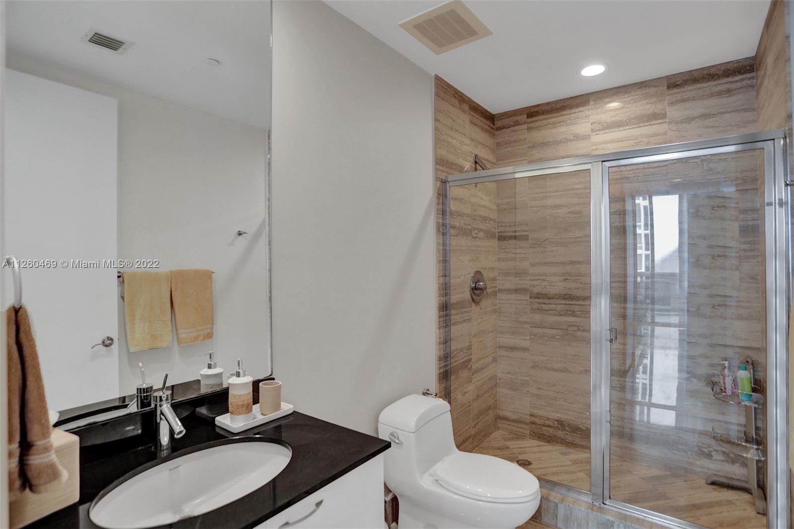 See details 3002 3 / 4 1979 sq. ft. $ 2022-08-22 0 Photo
