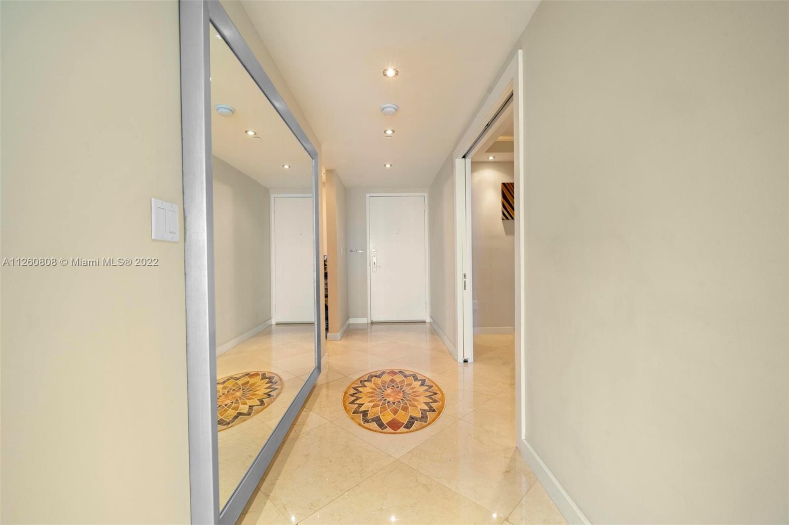 See details 2703 3 / 3 1841 sq. ft. $ 2022-11-07 0 Photo