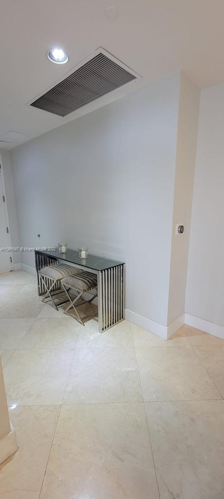 Ver detalles 1005 2 / 2 1435 sq. ft. $ 2022-08-23 0 foto