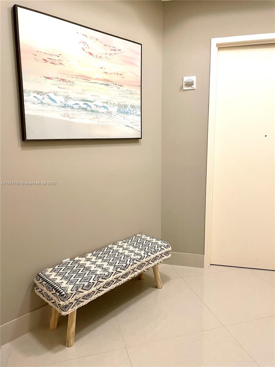 Ver detalles 3307 3 / 3 2084 sq. ft. $ 2022-09-20 0 foto