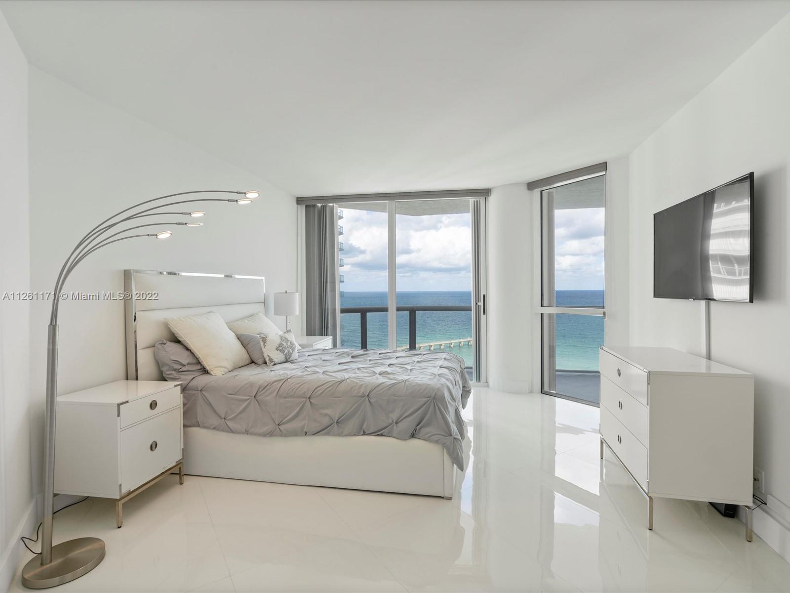 Photo of 16425 Collins Ave #1815, Sunny Isles Beach, Florida, 33160 -