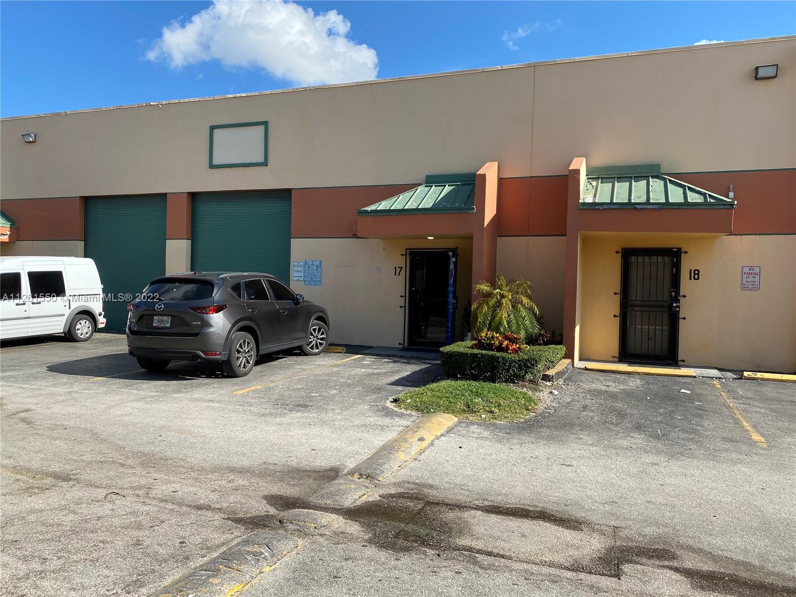 Ver detalles 17 & 18 / sq. ft. $ 2022-11-09 0 foto