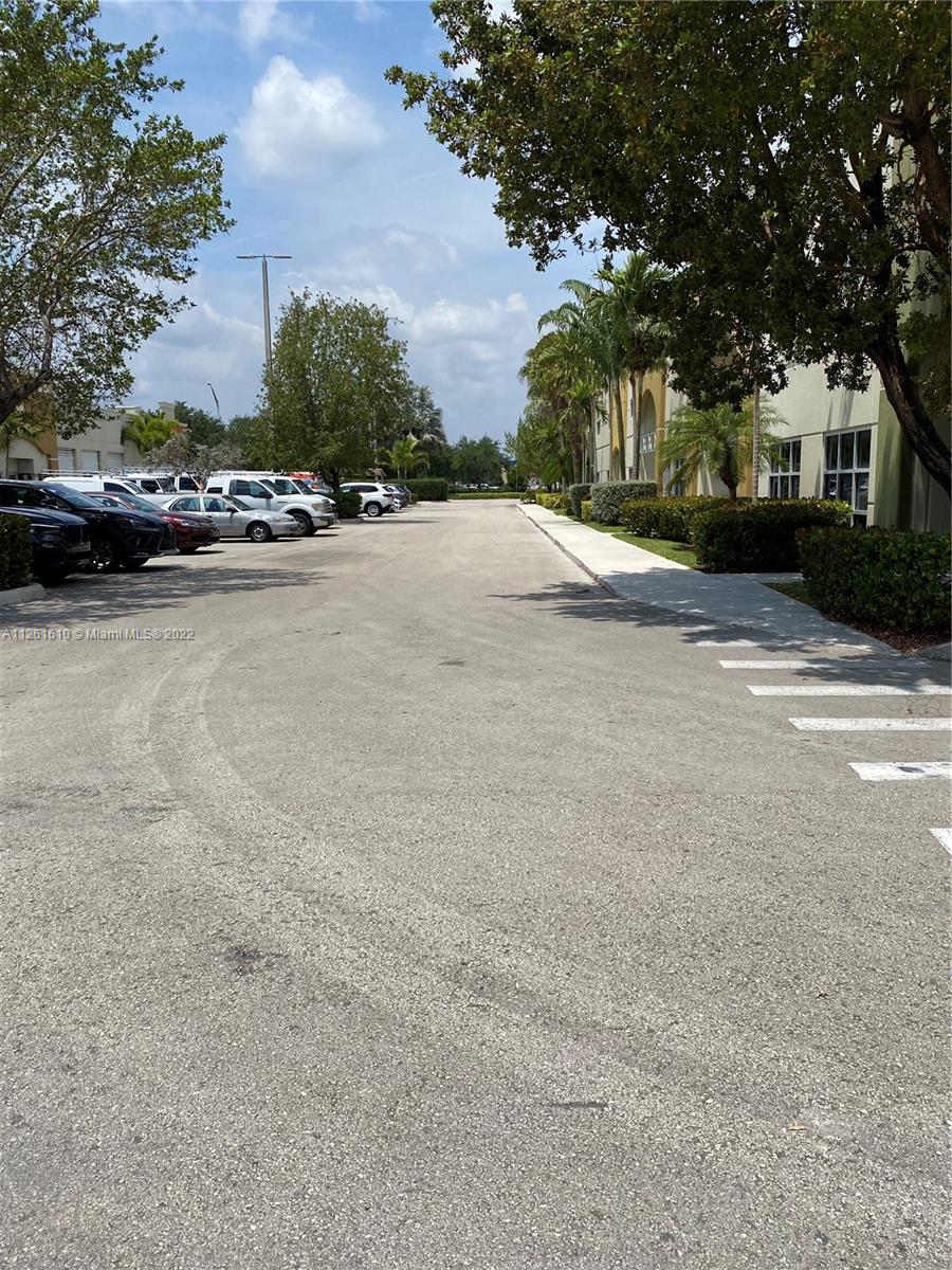See details 206 / sq. ft. $ 2022-08-24 0 Photo