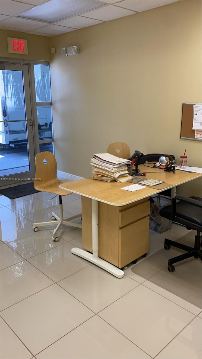 See details 206 / sq. ft. $ 2022-08-24 0 Photo