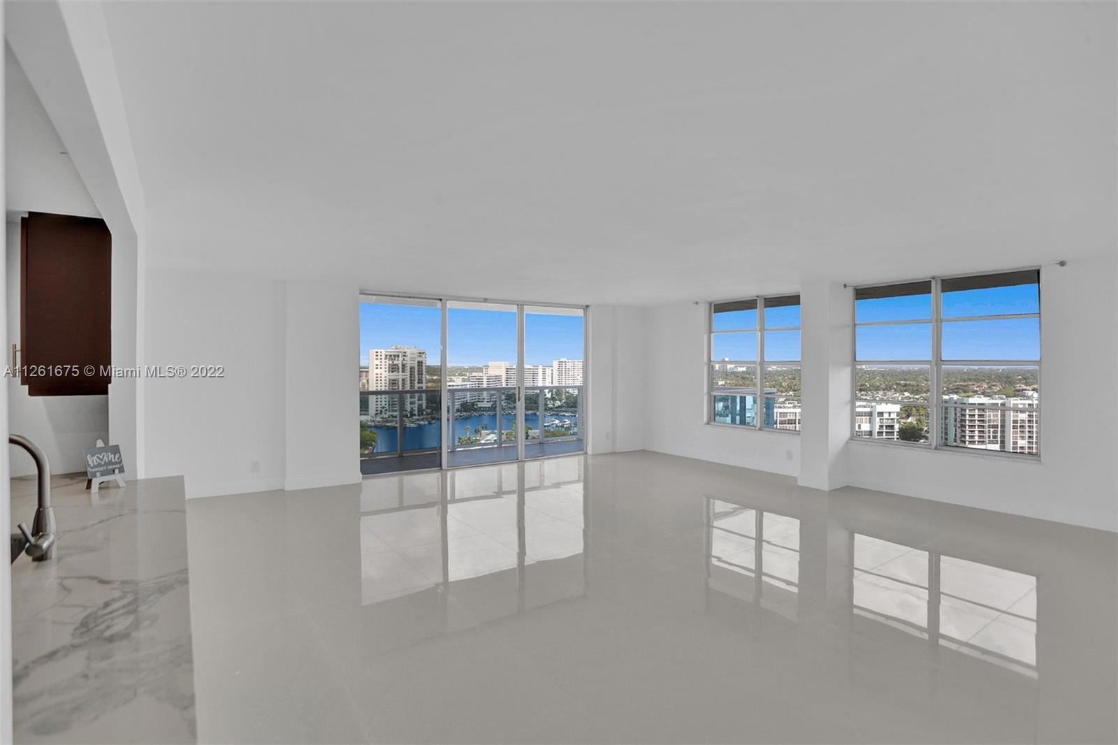 Photo of 3800 Ocean Dr #1805, Hollywood, Florida, 33019 - Spacious Living Room