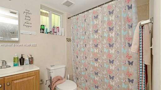 See details / 4588 sq. ft. $ 2022-08-24 0 Photo
