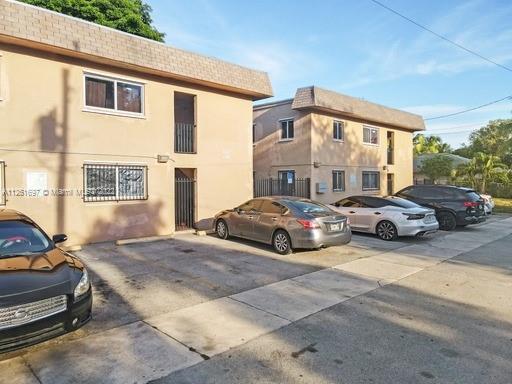 See details / 4588 sq. ft. $ 2022-08-24 0 Photo